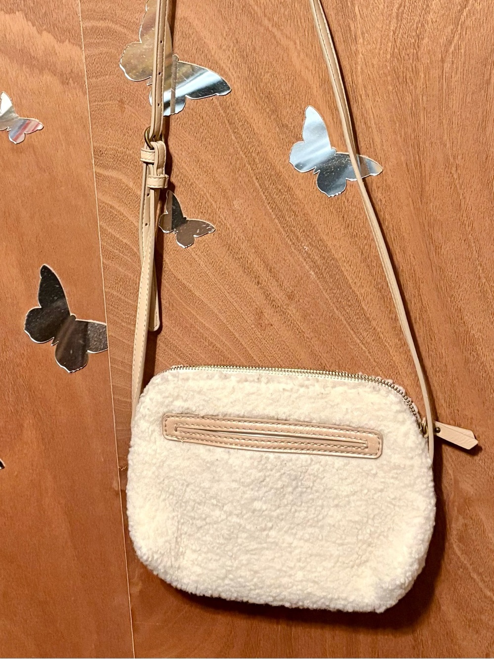 Cream Sherpa Crossbody Bag -universal thread